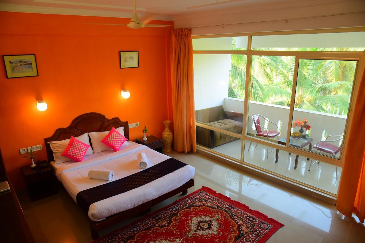 Ocean Bay Ayurvedic Beach Resort Kovalam Exterior photo