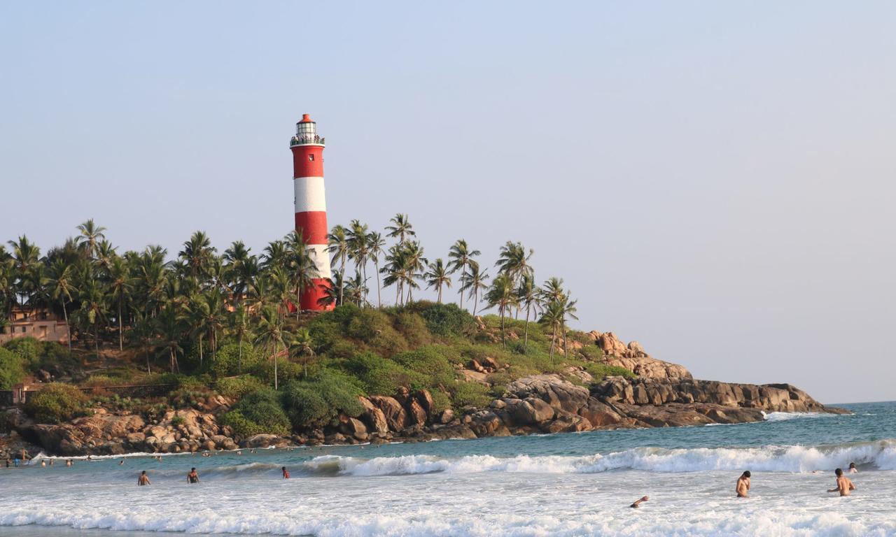 Ocean Bay Ayurvedic Beach Resort Kovalam Exterior photo